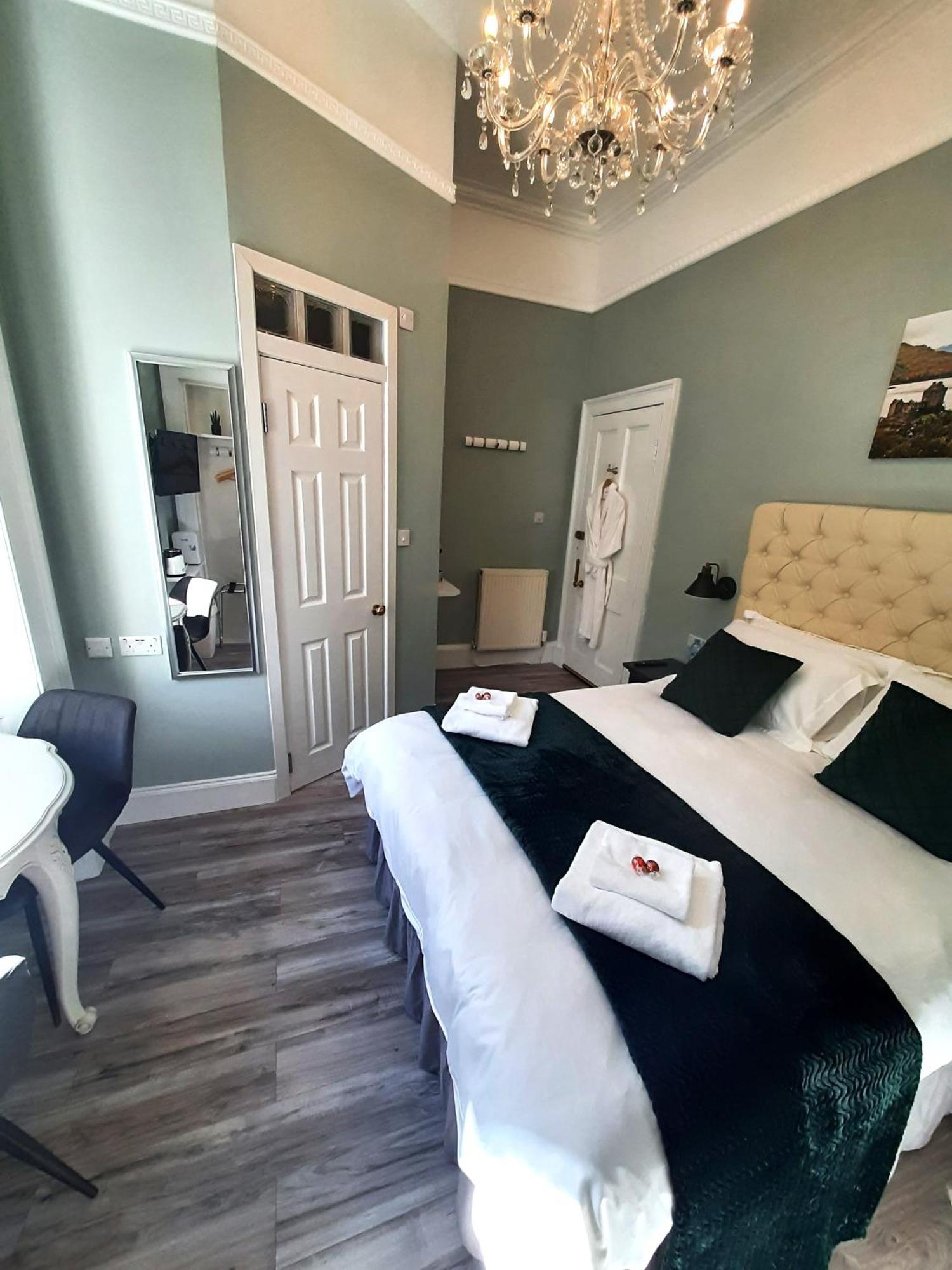 Highlander House Boutique Hotel Rothesay Esterno foto